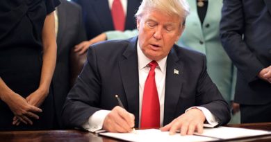 BREAKING: President Trump Signs Executive Order Stripping NFL Of ‘Non-Profit’ Status